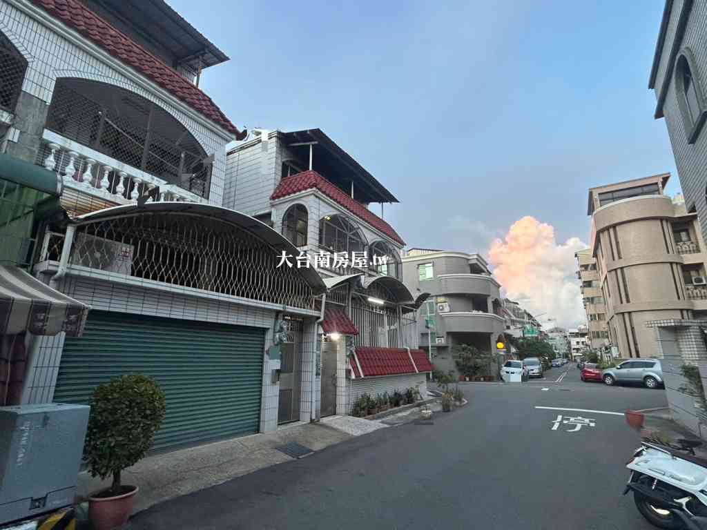 文南公園前後臨路透天厝視意圖